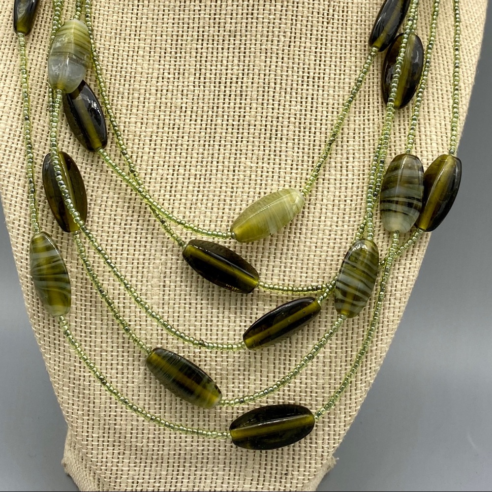 Art glass multilayered necklace